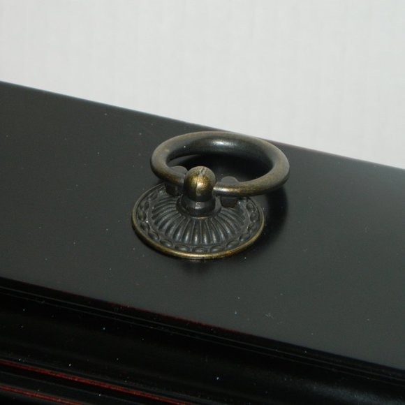 Bombay 2004 Mohogany Wood Floating Quartz Sync Clock - Picture 9 of 17